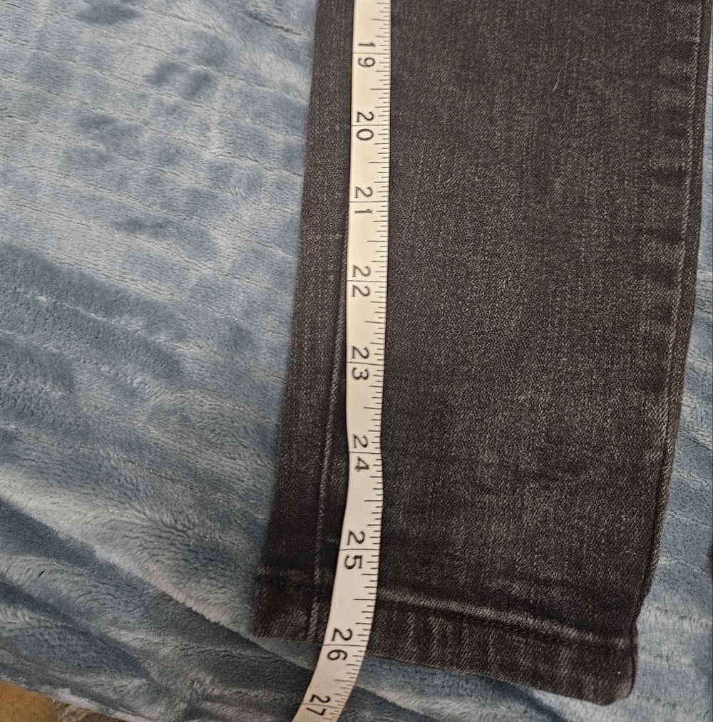 Judy Blue Skinny Fit Black Jeans! - Picture 10 of 10